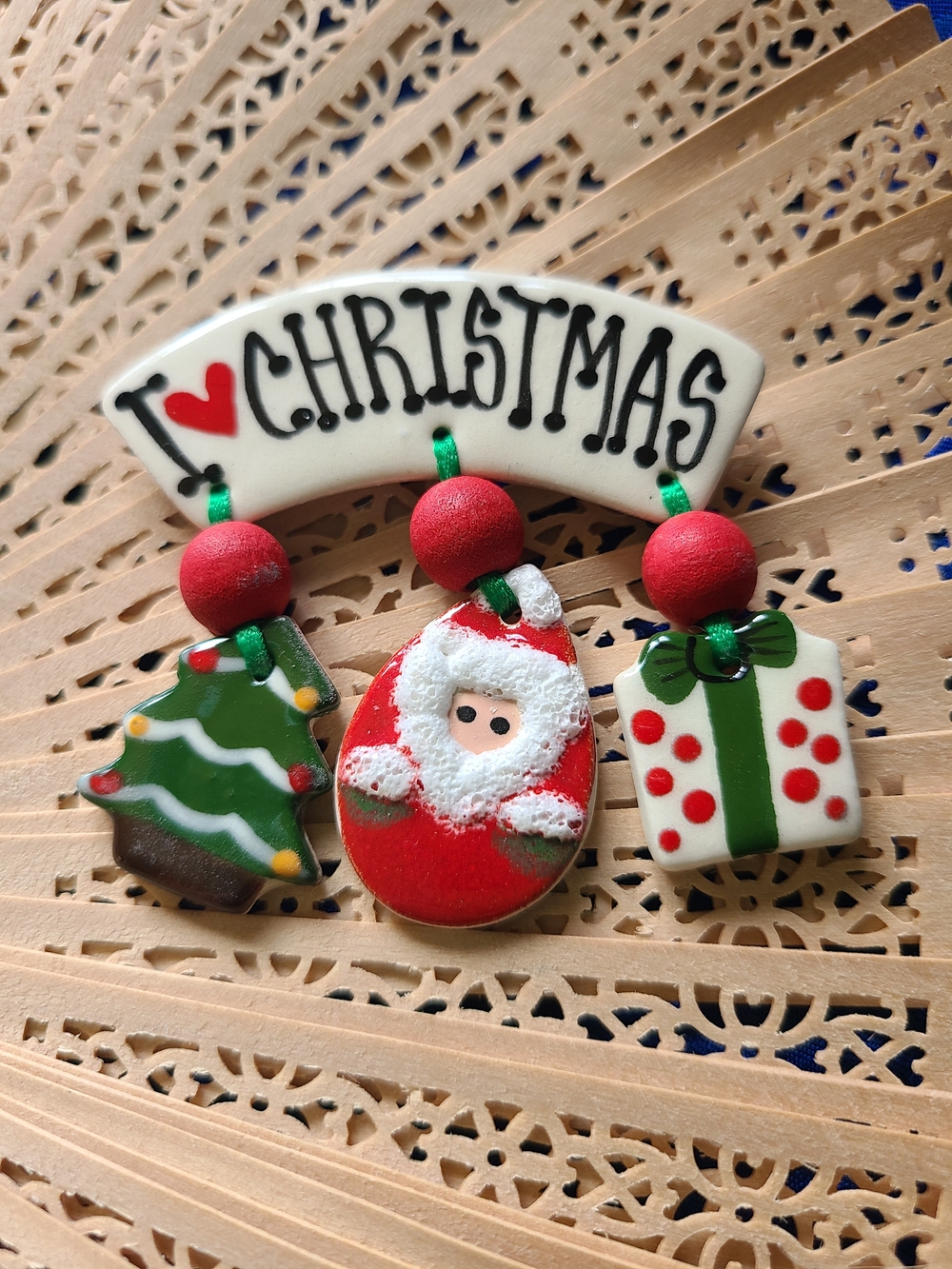 Vintage Red Green White 'I ♥ Christmas' Holiday Charm Dress Accent